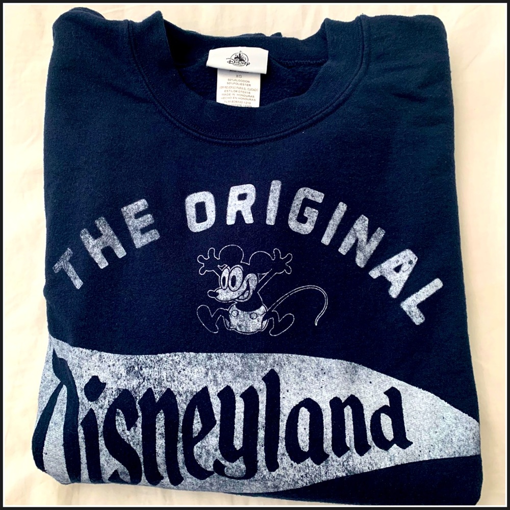 Authentic Disneyland XL Sweat Shirt